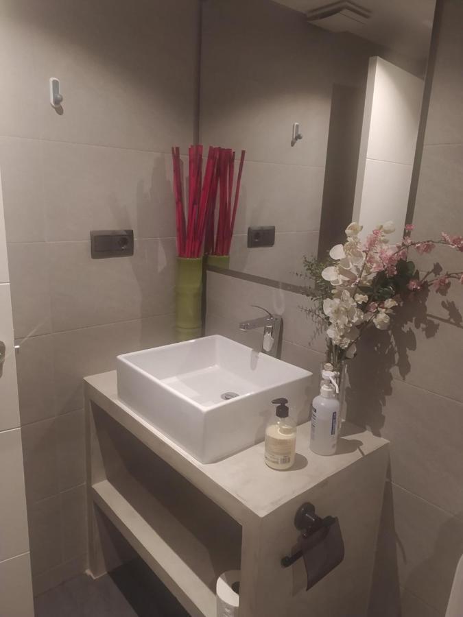 Habitación en casa particular Nuevo Madrid