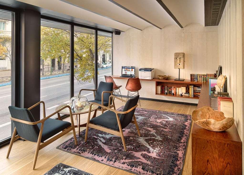 Hotel H10 Puerta De Alcalá 4*