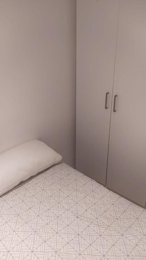 2 Cerca De Manuel Becerra Apartamento