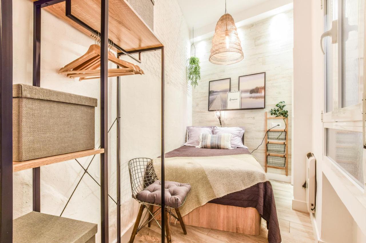 Apartamento Plaza De Lavapies Con Patio Apartamento