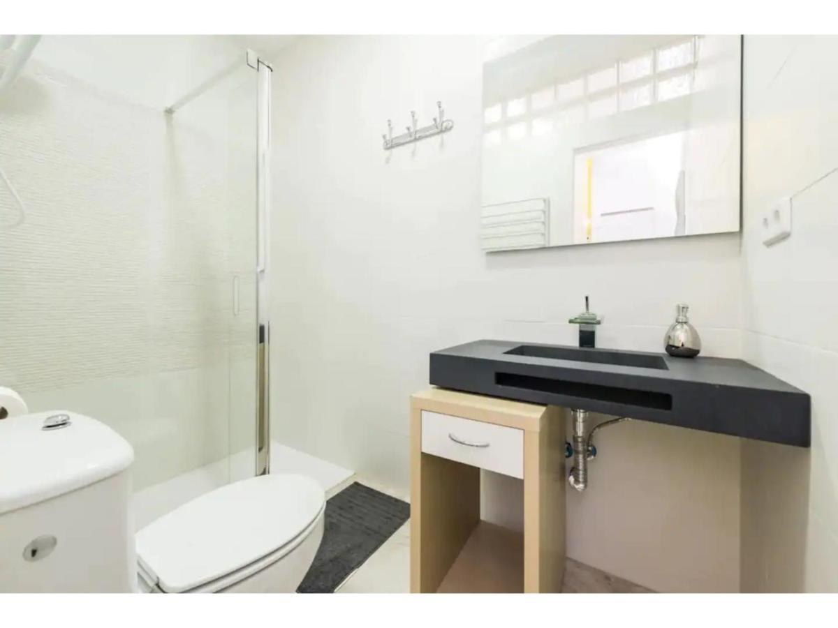 Little Cozy Loft Free Street Parking Wifi Barbadillo Bis Apartment