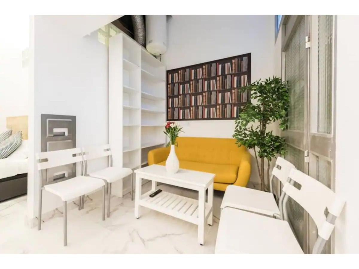 Little Cozy Loft Free Street Parking Wifi Barbadillo Bis Madrid