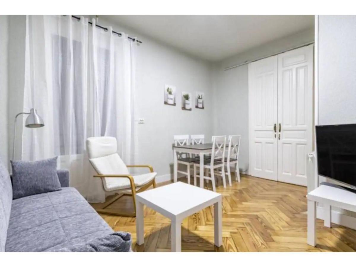Silencioso Apartamento En Bailén-la Latina