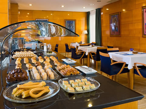 Leonardo Boutique Hotel 3*