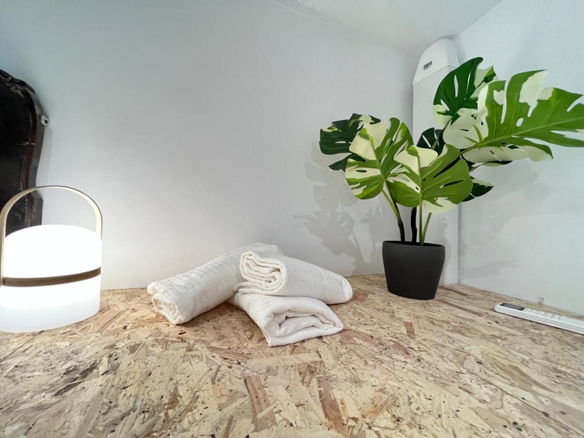Ile Aina Malasana Temporal Apartment Madrid
