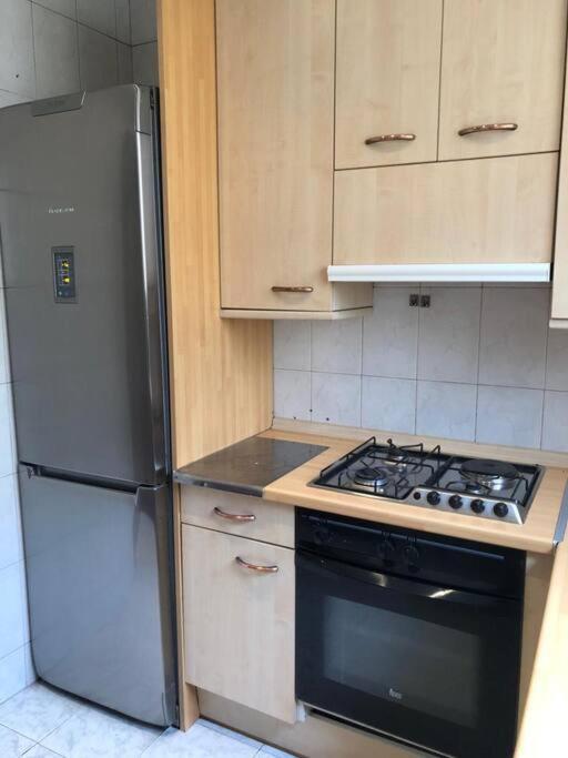 Apartamento En Con Baño Compartido