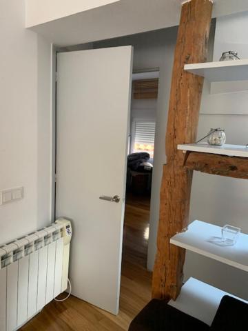 Impresionante Apartamento En Malasaña *