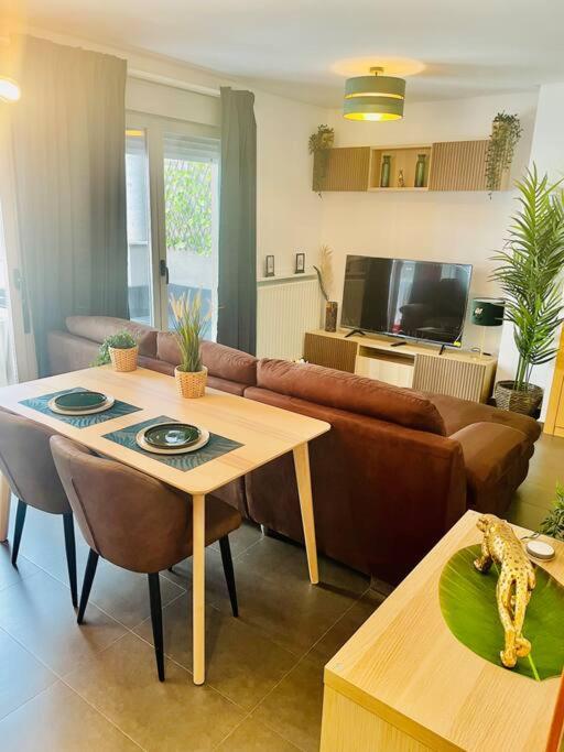 Apartamento Precioso Atico Con Terraza - Cerca A Rio Madrid