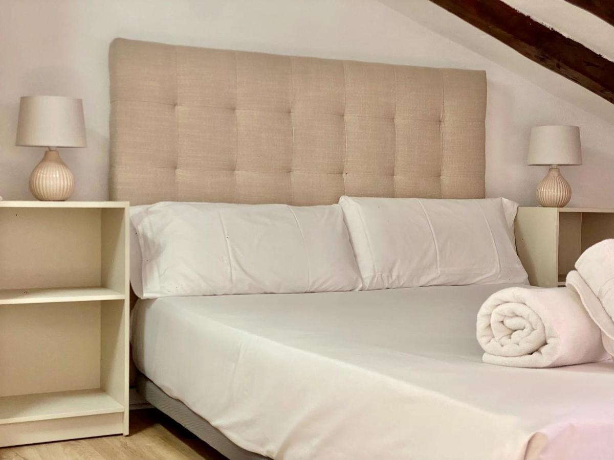 Apartamento Charming Malasaña Attic