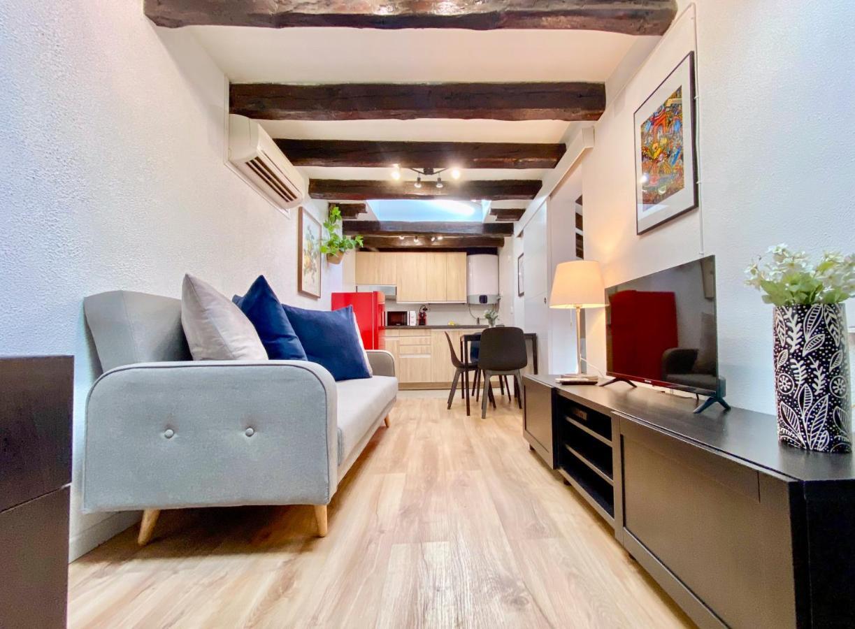 Charming Malasaña Attic Apartamento *