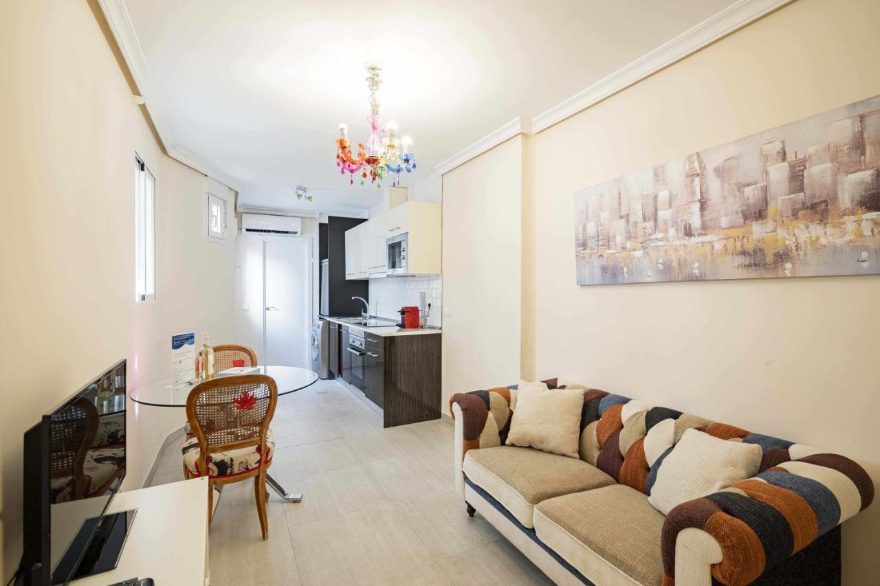 Apartamento Cuidadosamente Decorado Junto Al Metro *