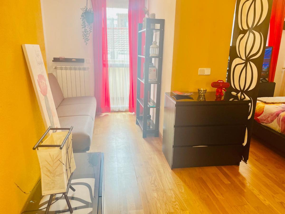 Atico Individual&terraza, 6 Min En Metro Atocha Apartamento
