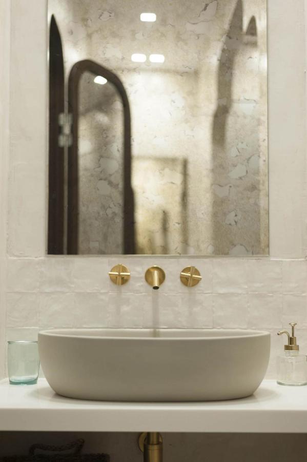 Recoletos Exclusive Private I -interior- Eleven Host
