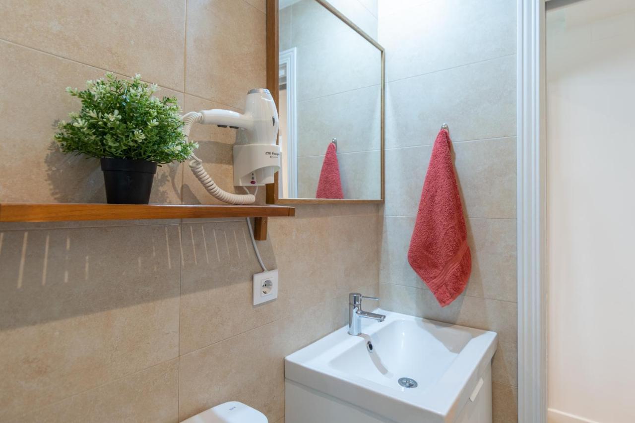 Groups Art-pop, By Monaro***** Apartamento Madrid
