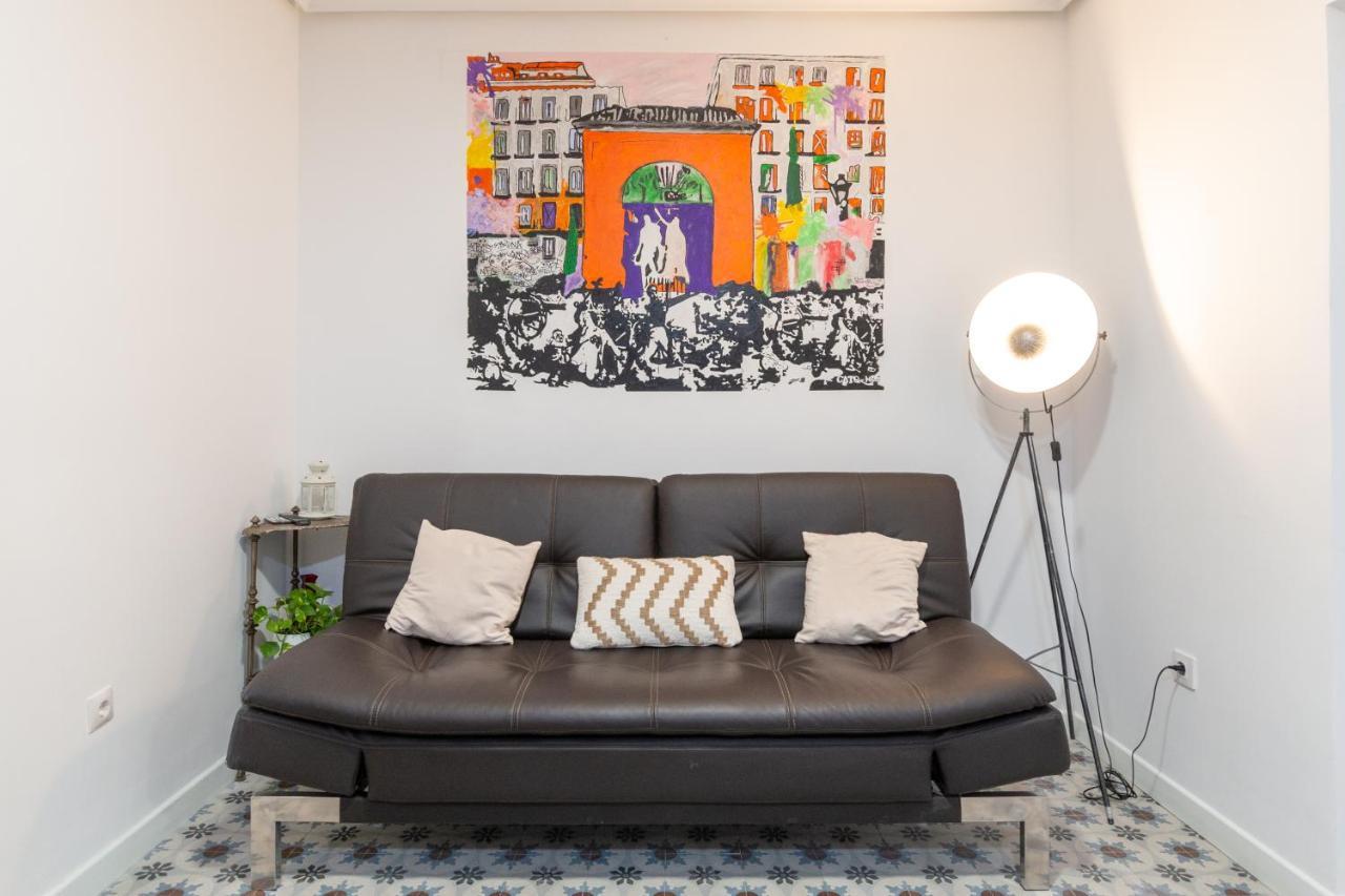 Groups Art-pop, By Monaro***** Apartamento Madrid