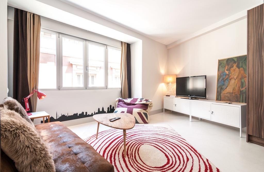 Chic Chueca- Calle Farmacia Apartamento Madrid