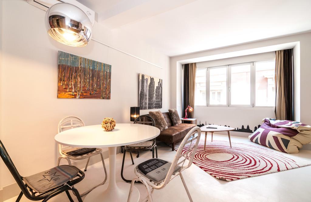 Apartamento Chic Chueca- Calle Farmacia Madrid