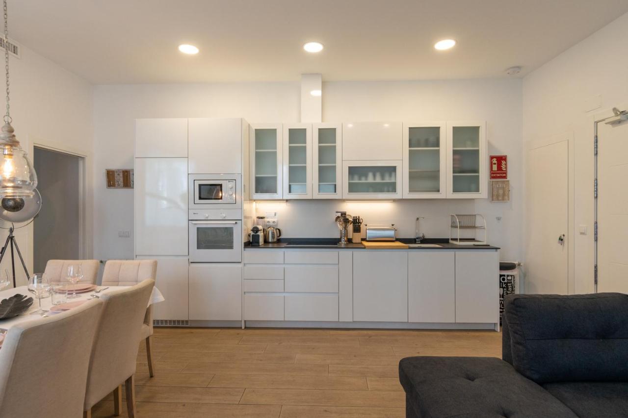 Apartamento Jacuzzi Full Exterior Sol, By Monaro*****
