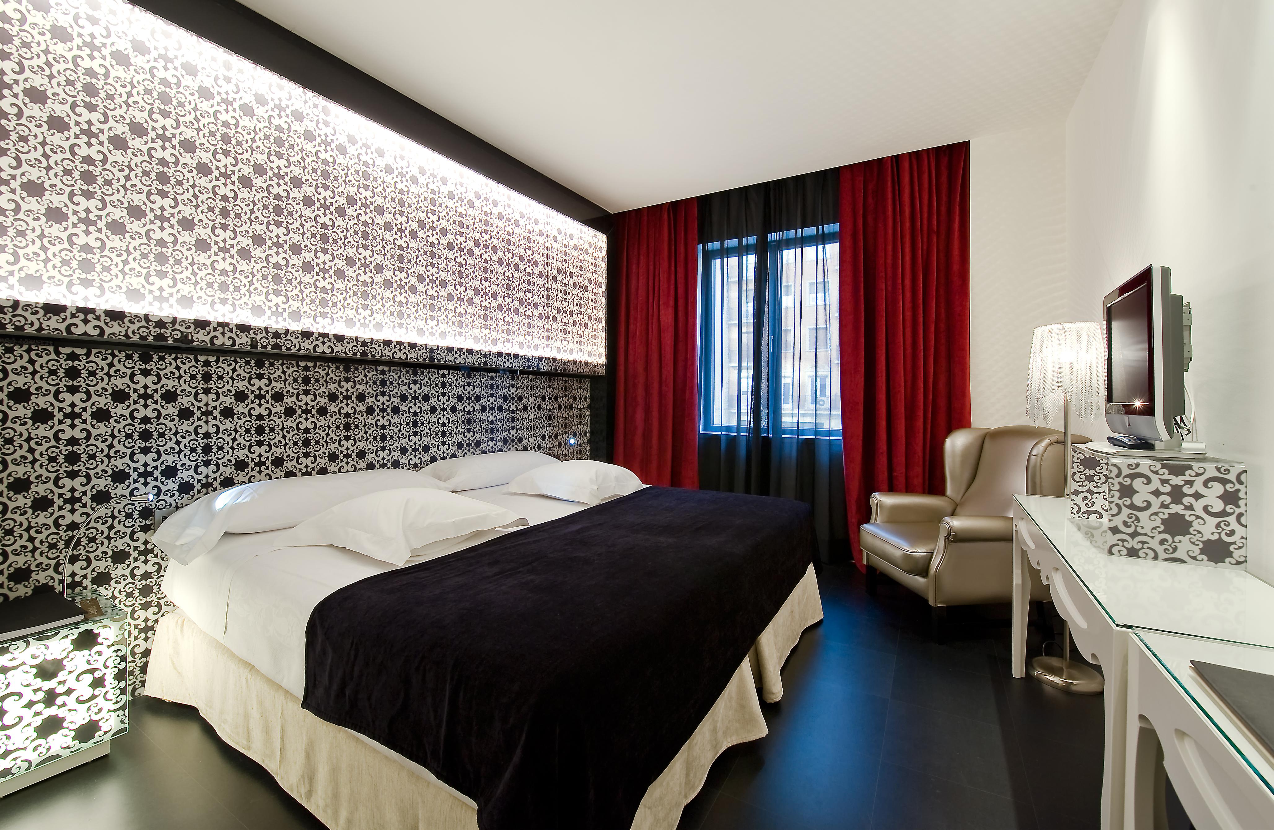 Vincci Via - 66 Hotel
