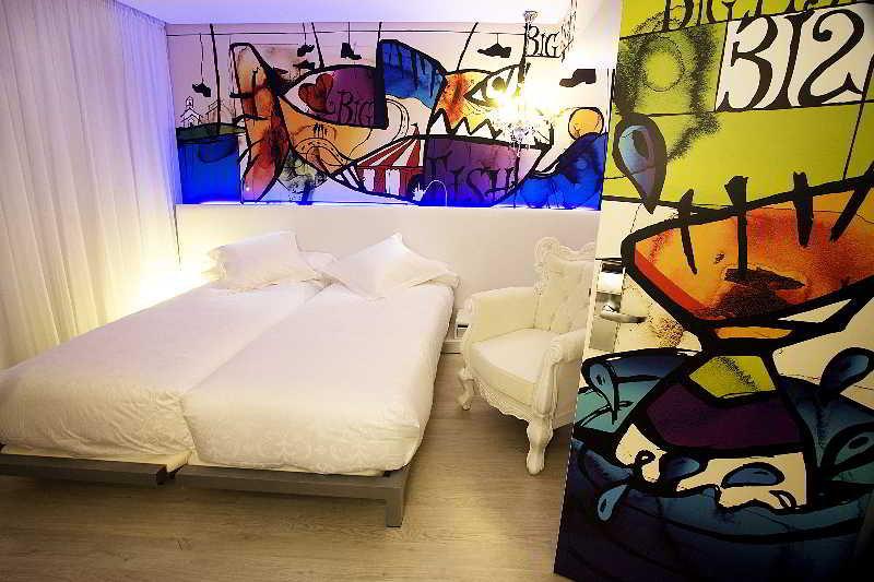 Dormirdcine Hotel