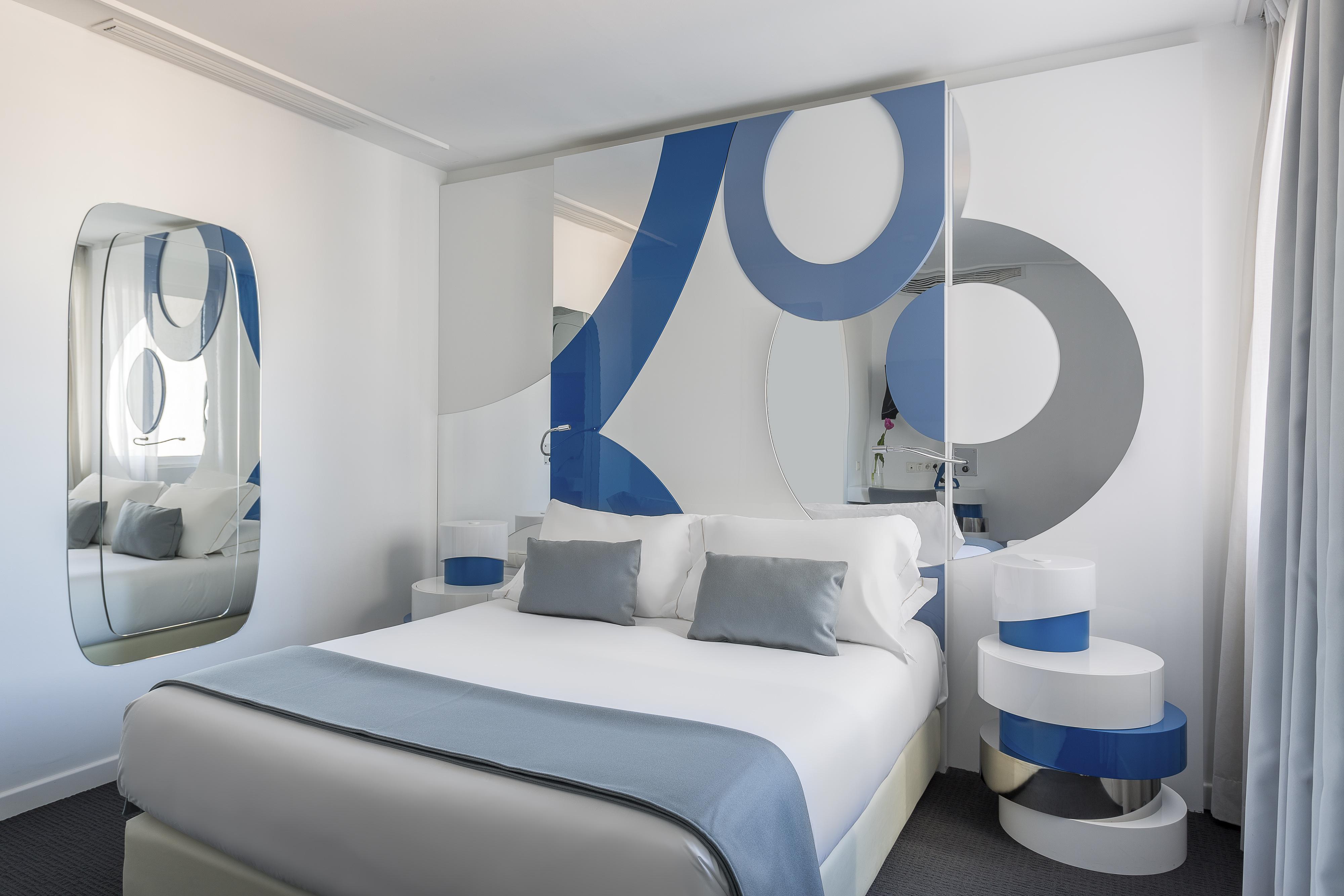 Mate Oscar, Hotel 3*