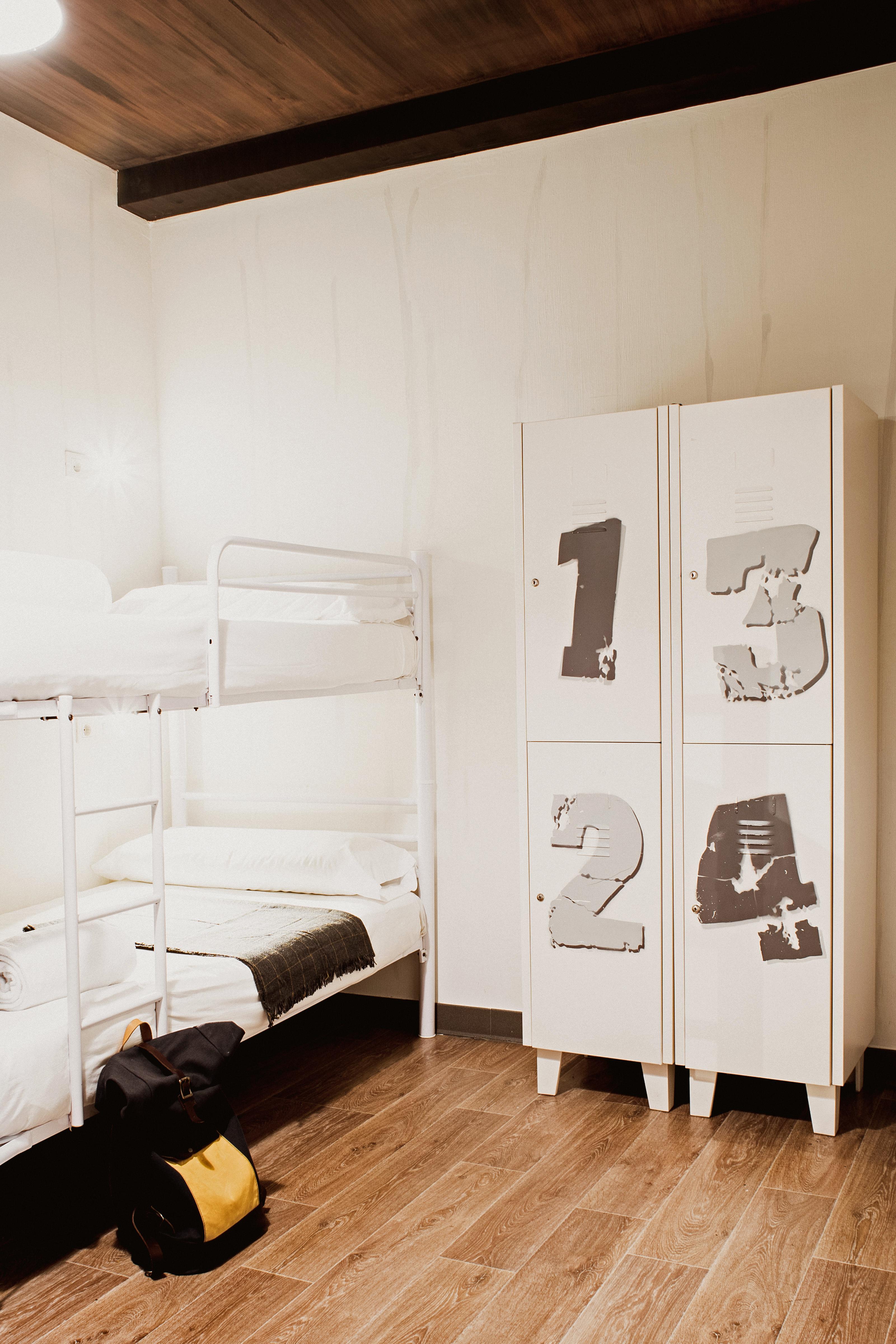 Room00 Ventura