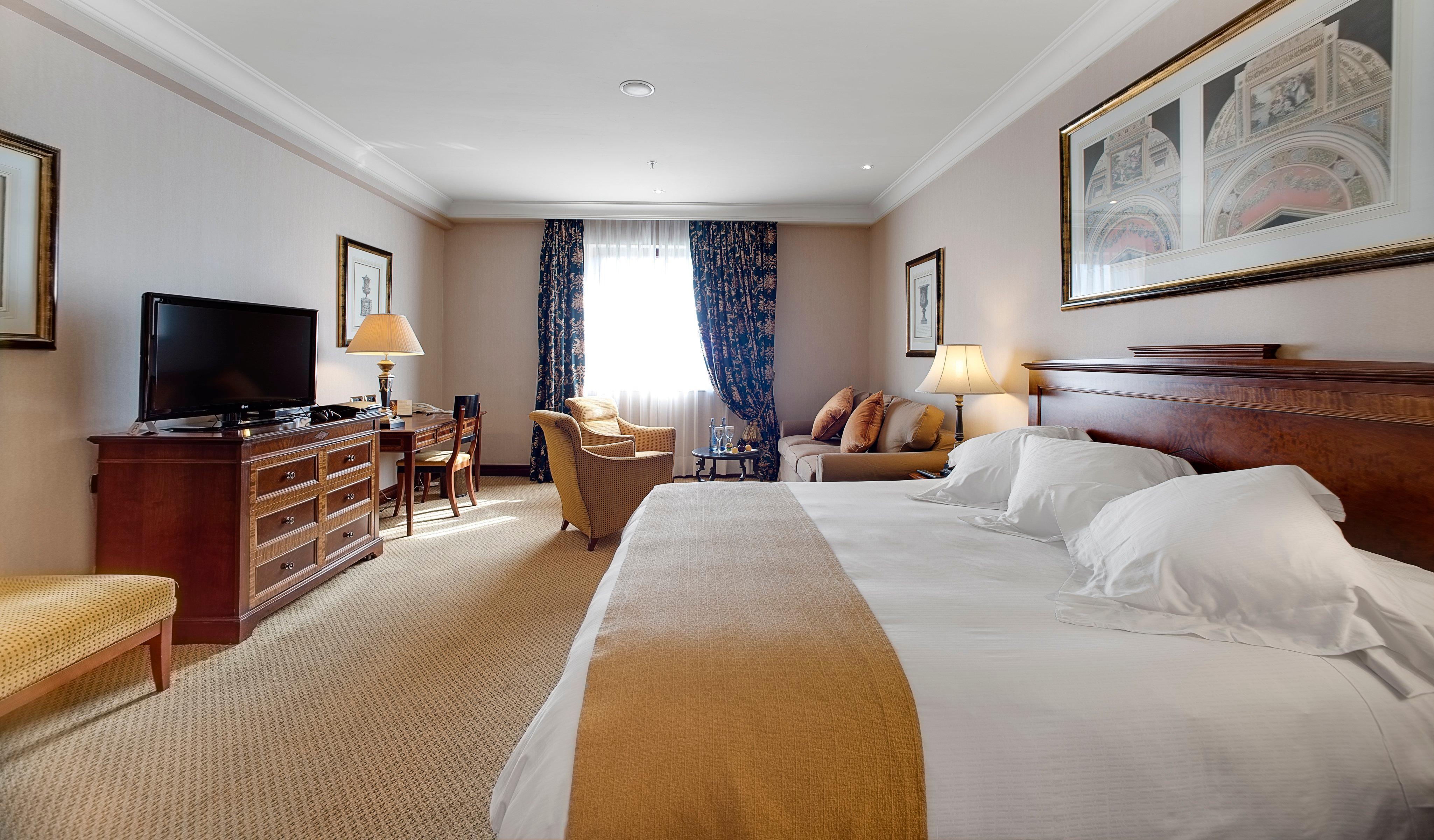 Intercontinental By Ihg Hotel Madrid
