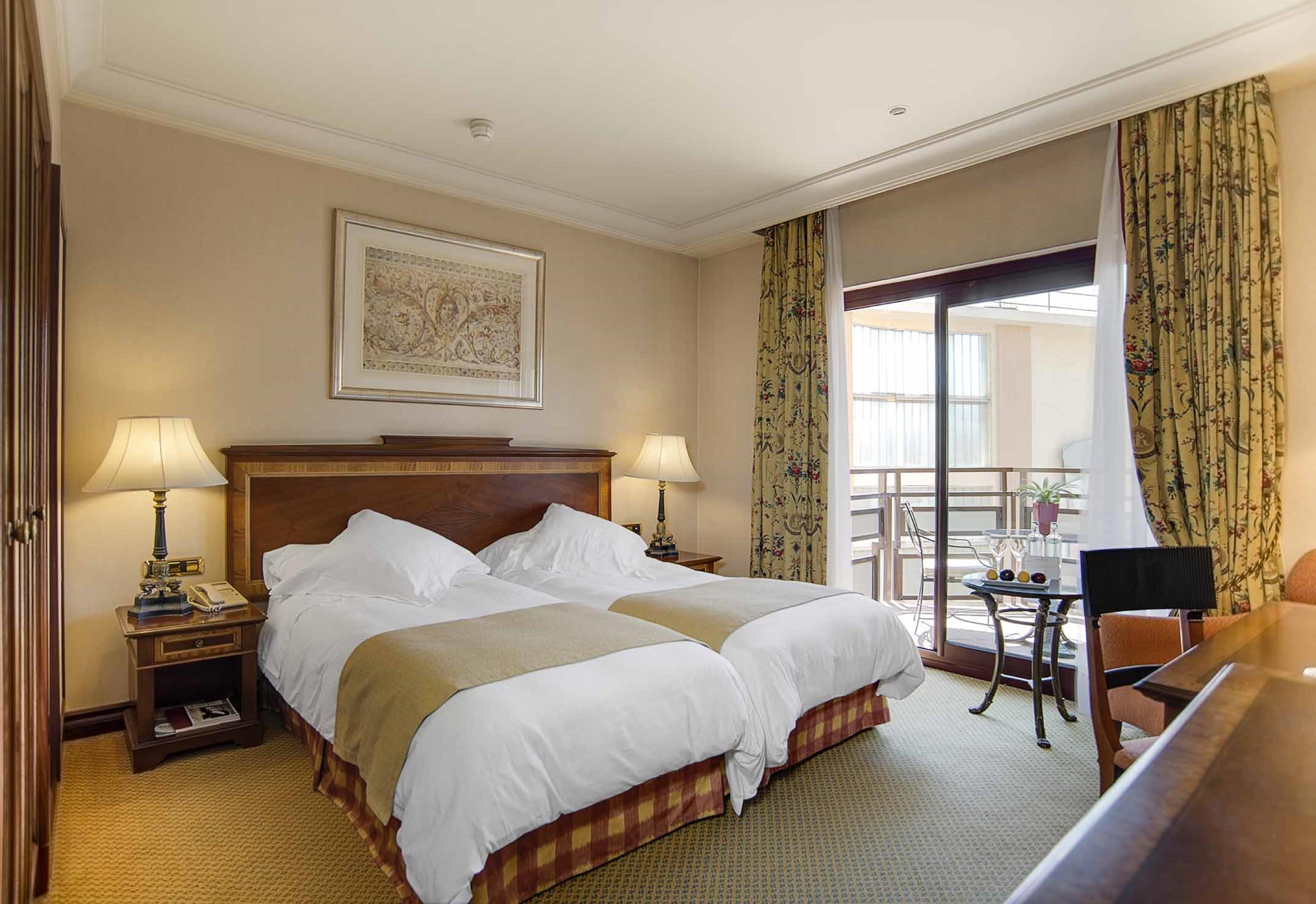 Intercontinental By Ihg Hotel