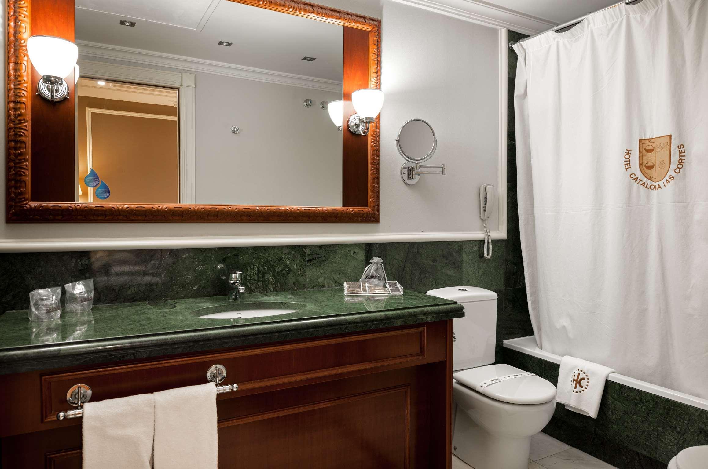 Catalonia Cortes 4*