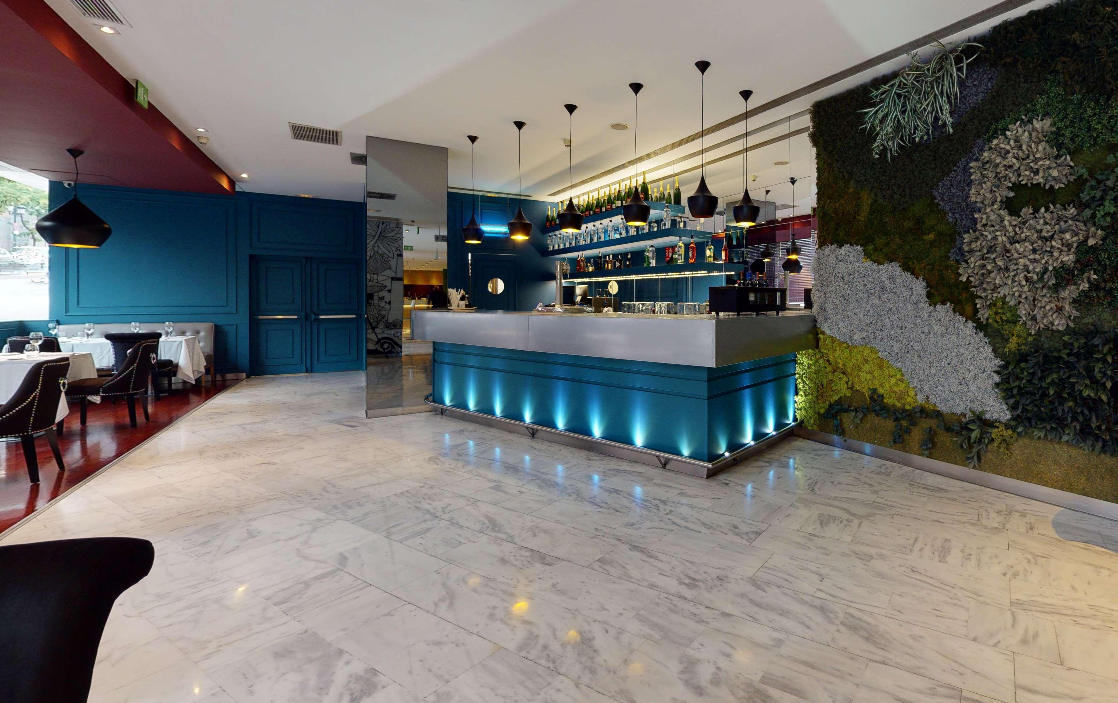 Hotel Radisson Red Madrid