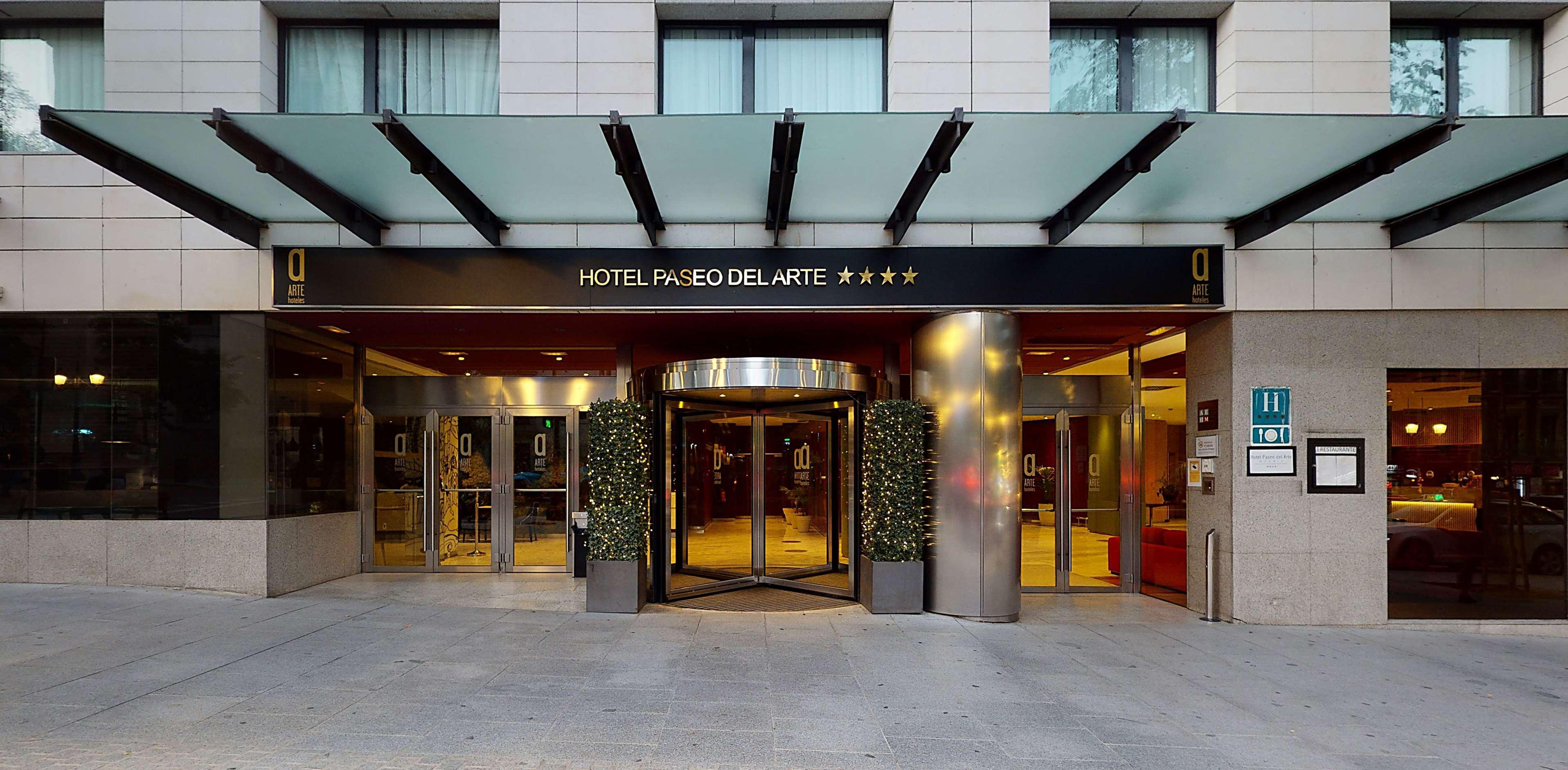 Hotel Radisson Red 4*