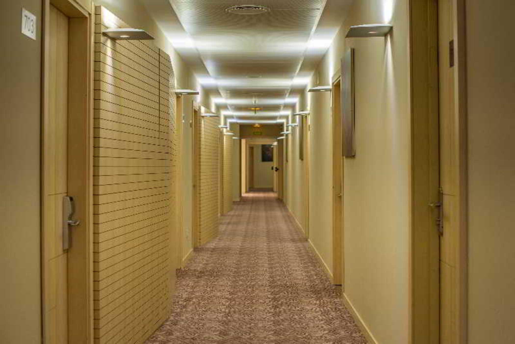 Radisson Red 4*