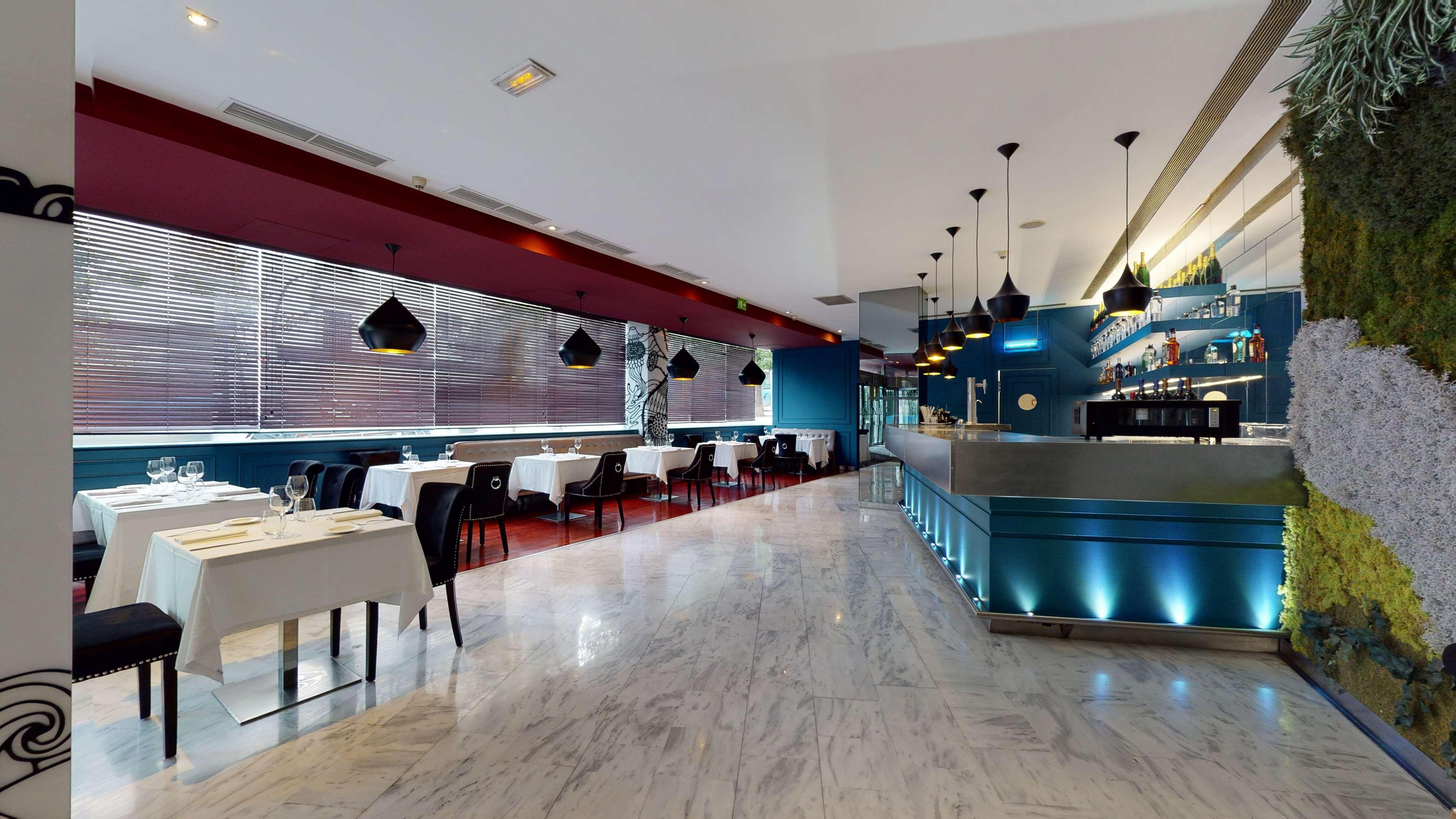 Hotel Radisson Red Madrid