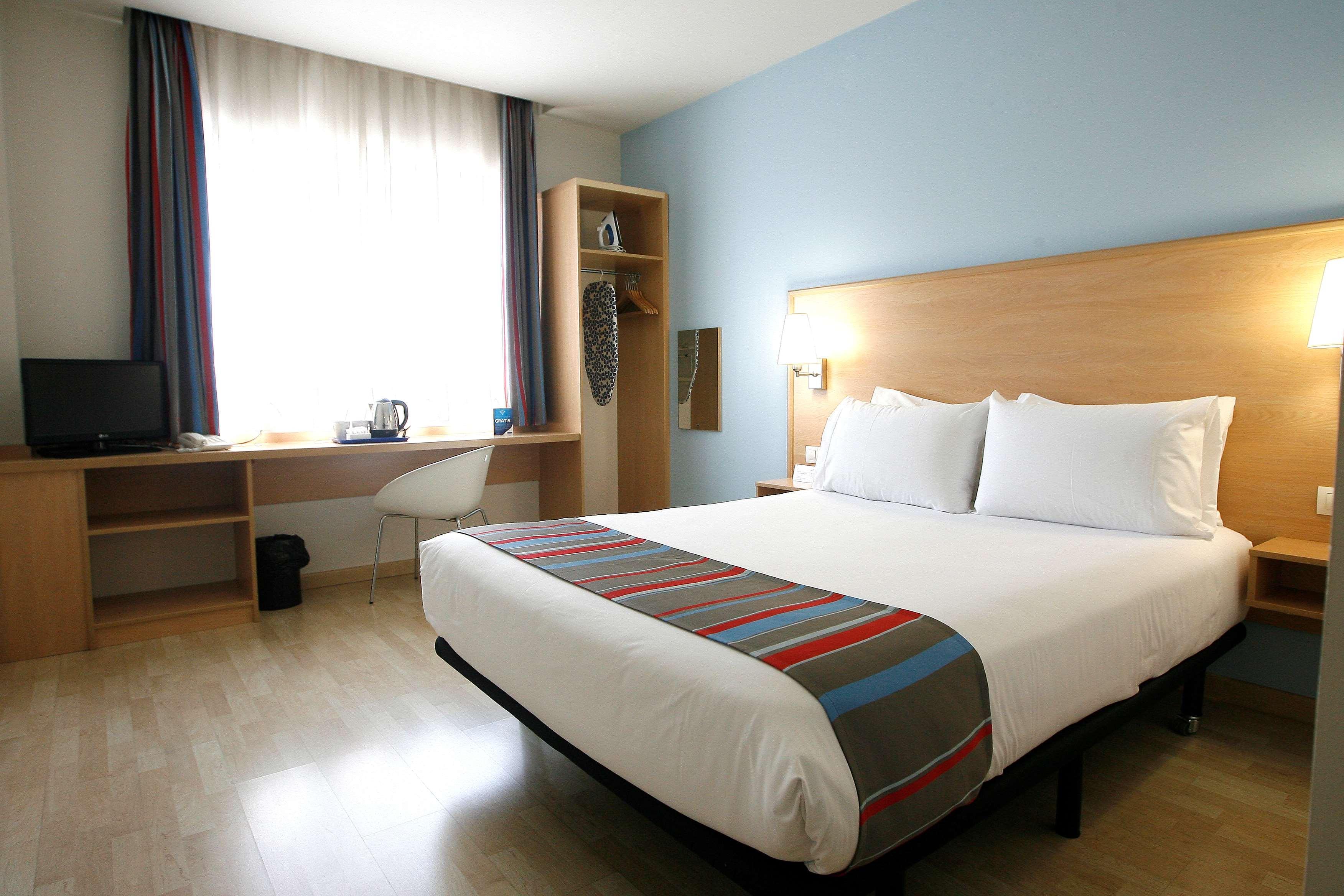 Travelodge Torrelaguna 3* Madrid