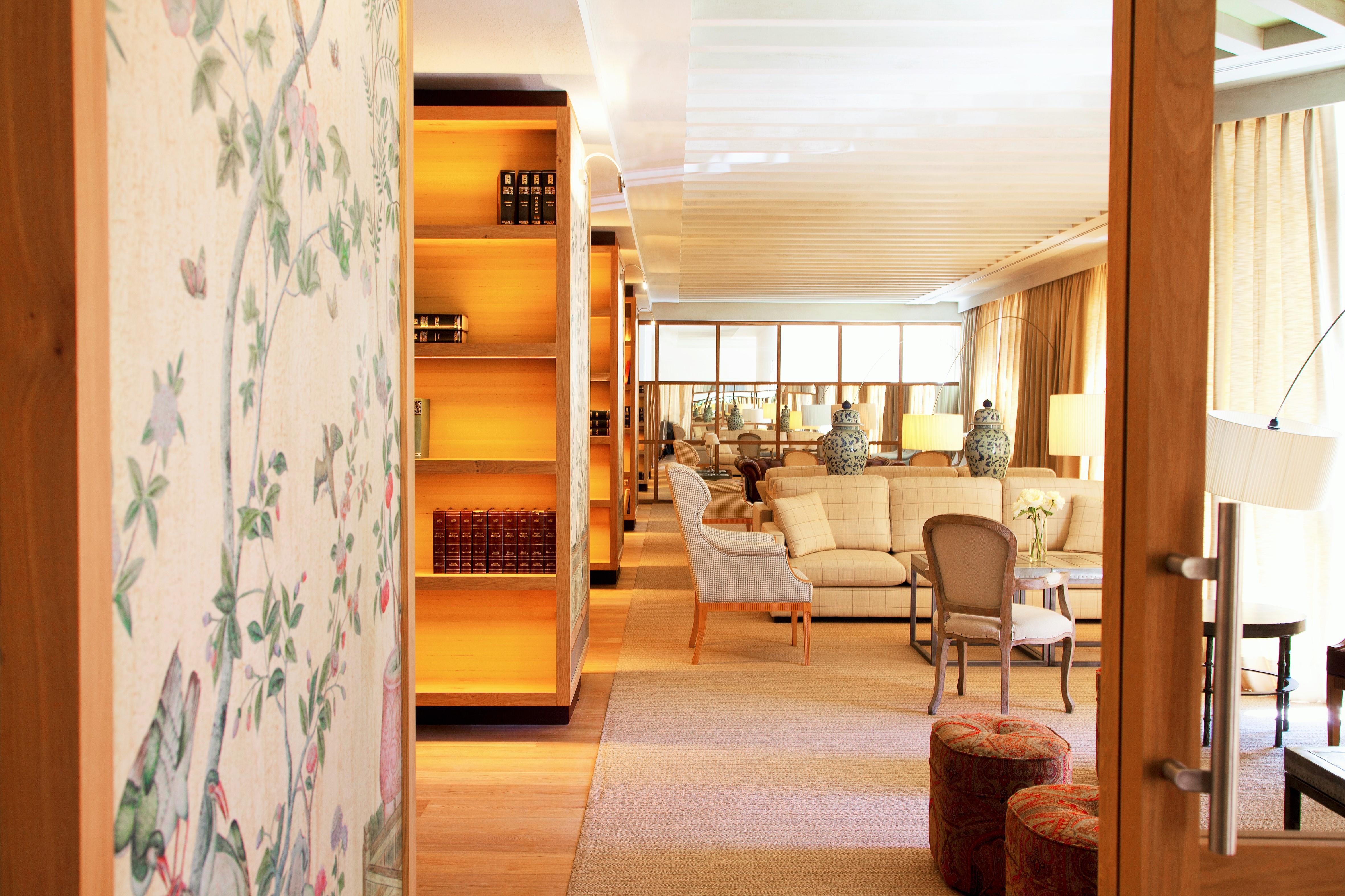 Urso & Spa, A Small Luxury Of The World 5* Madrid