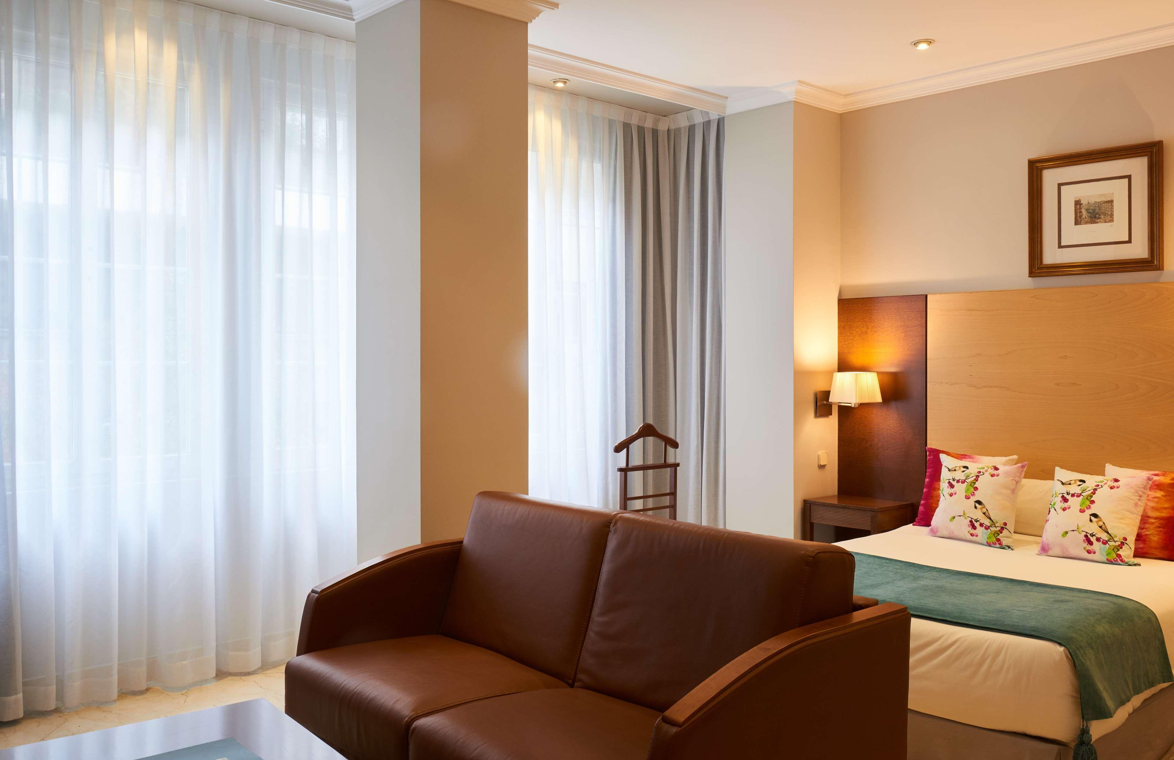 Hotel Barrio De Salamanca 4*