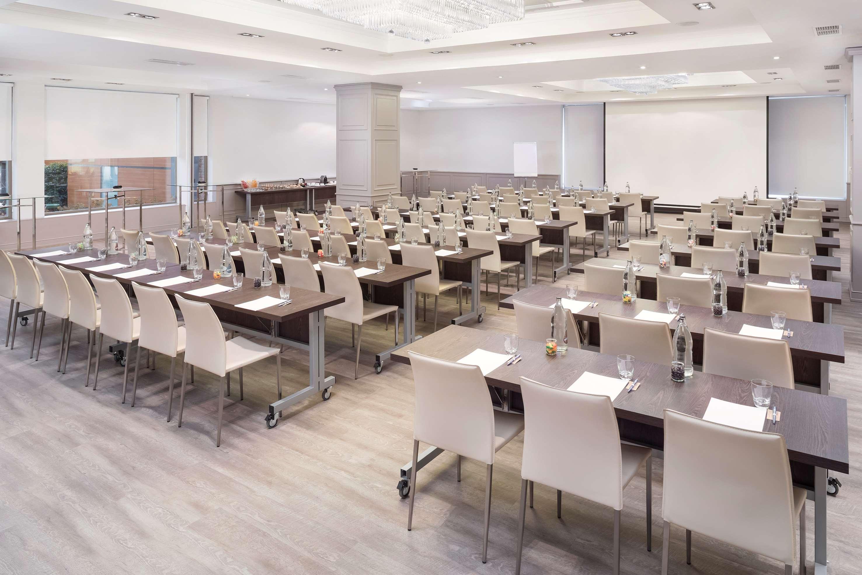 Hotel Melia Barajas 4*