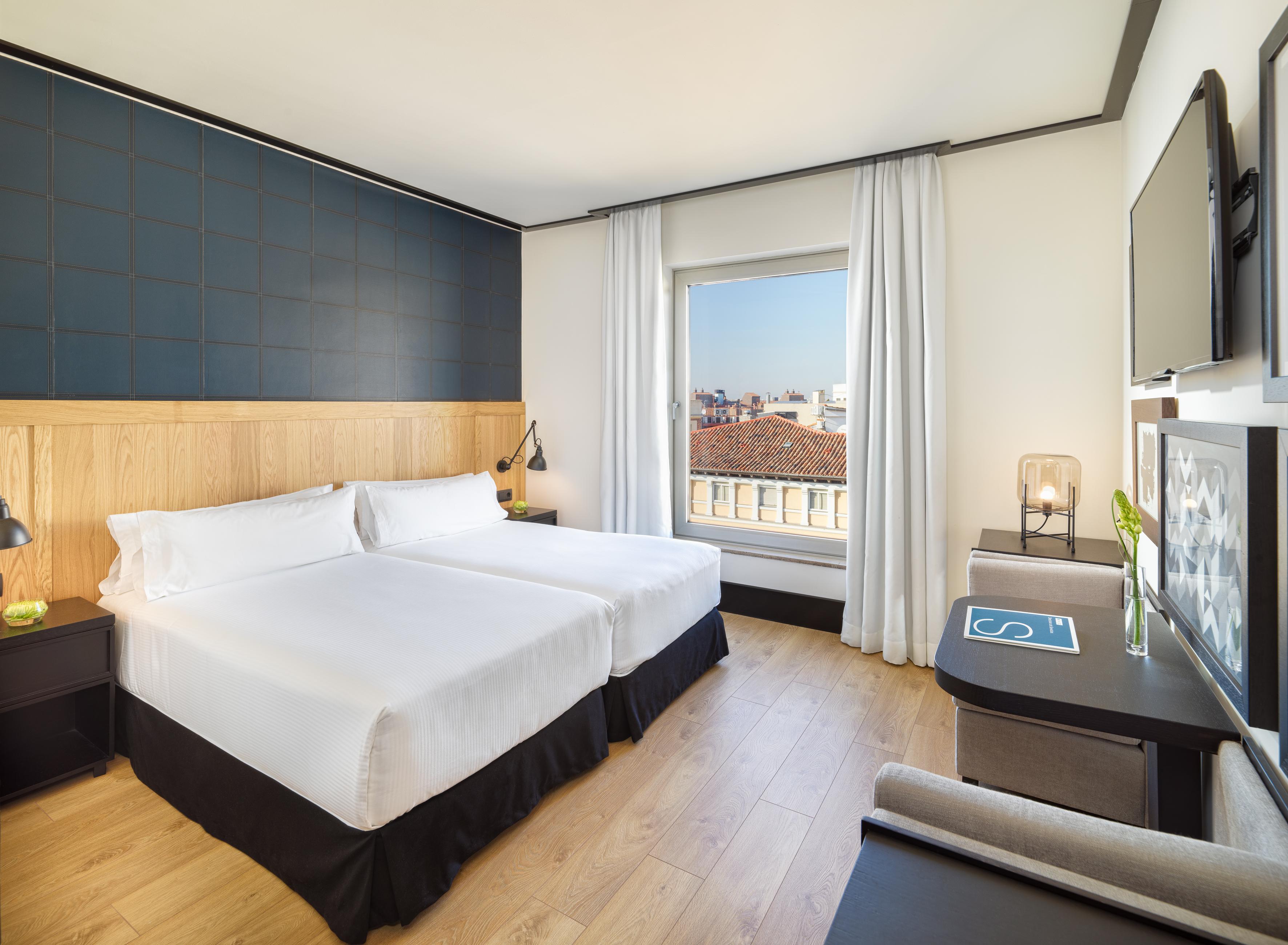 H10 Puerta De Alcalá Hotel