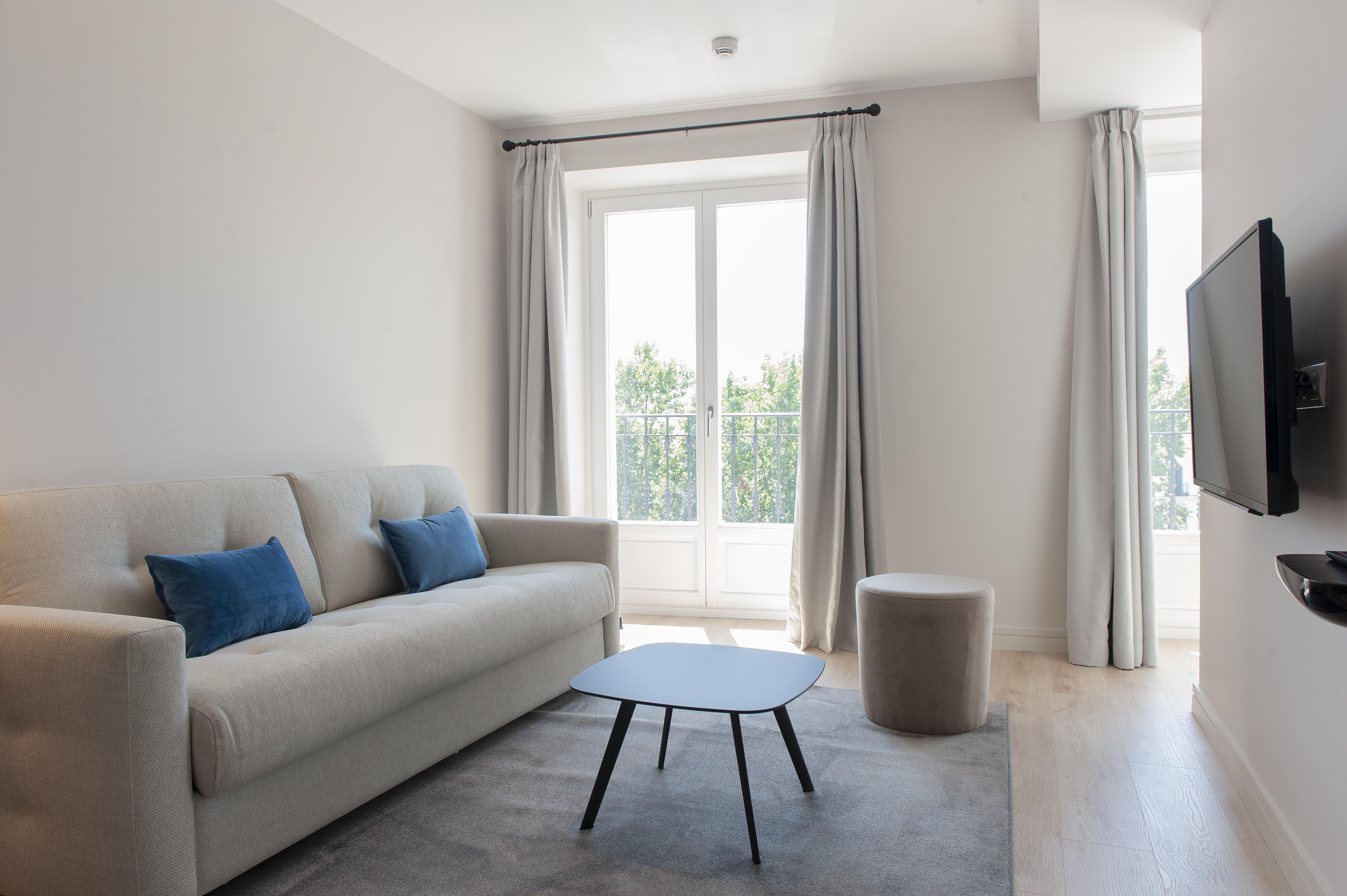 Mh Apartahotel 4*