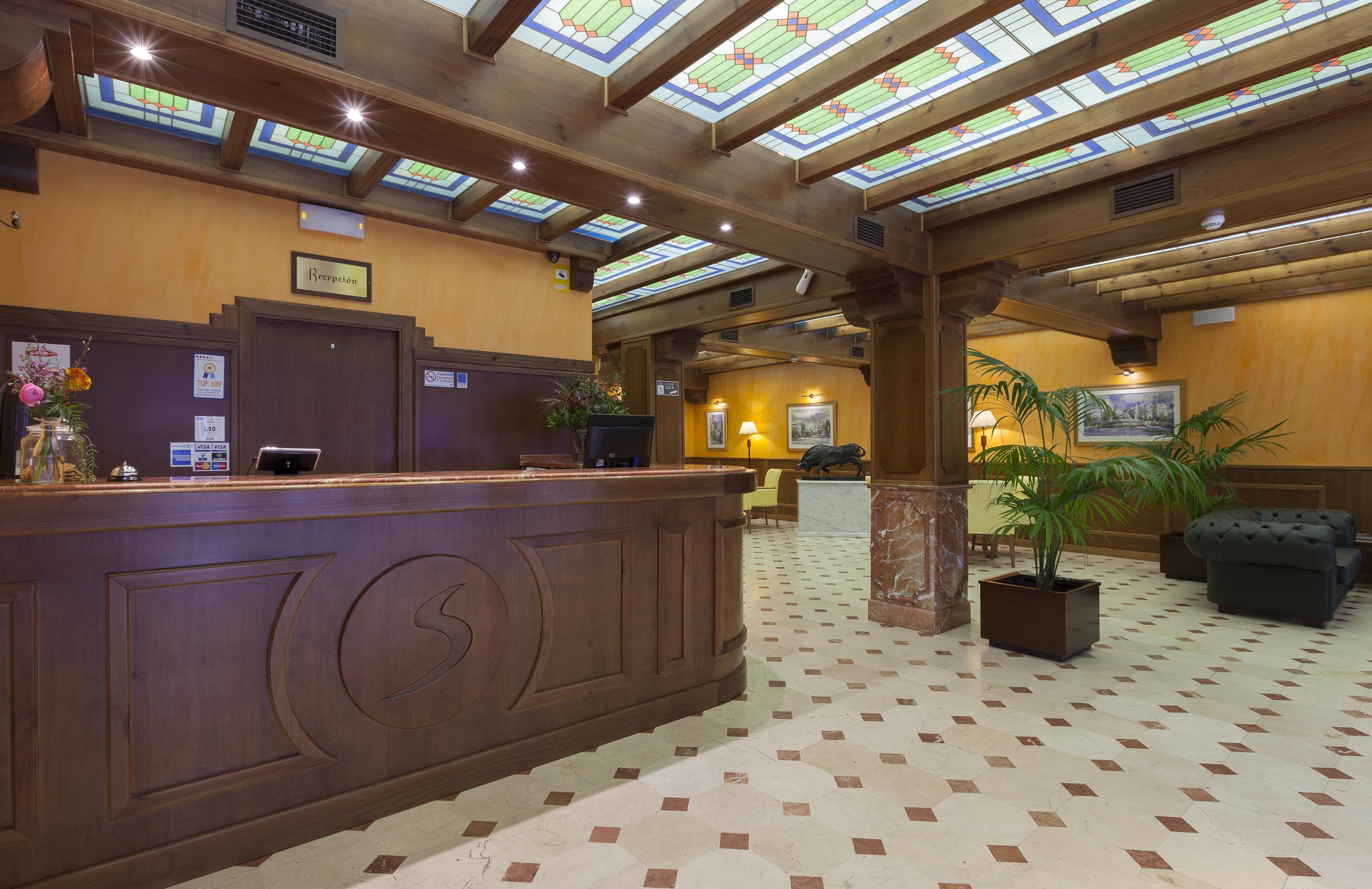 Agora Juan De Austria 4*
