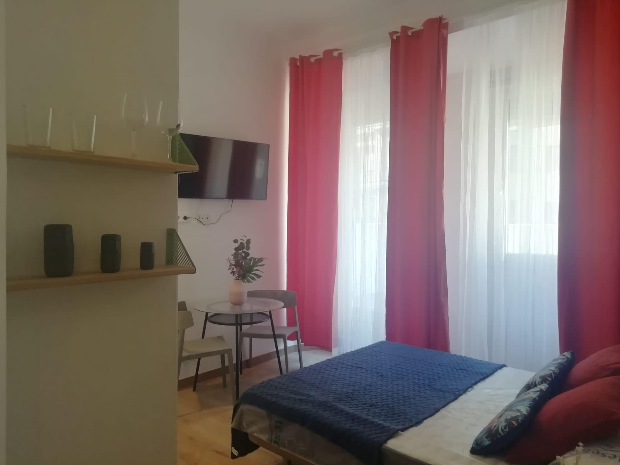 Smartrental Gran Via 47 3* Madrid