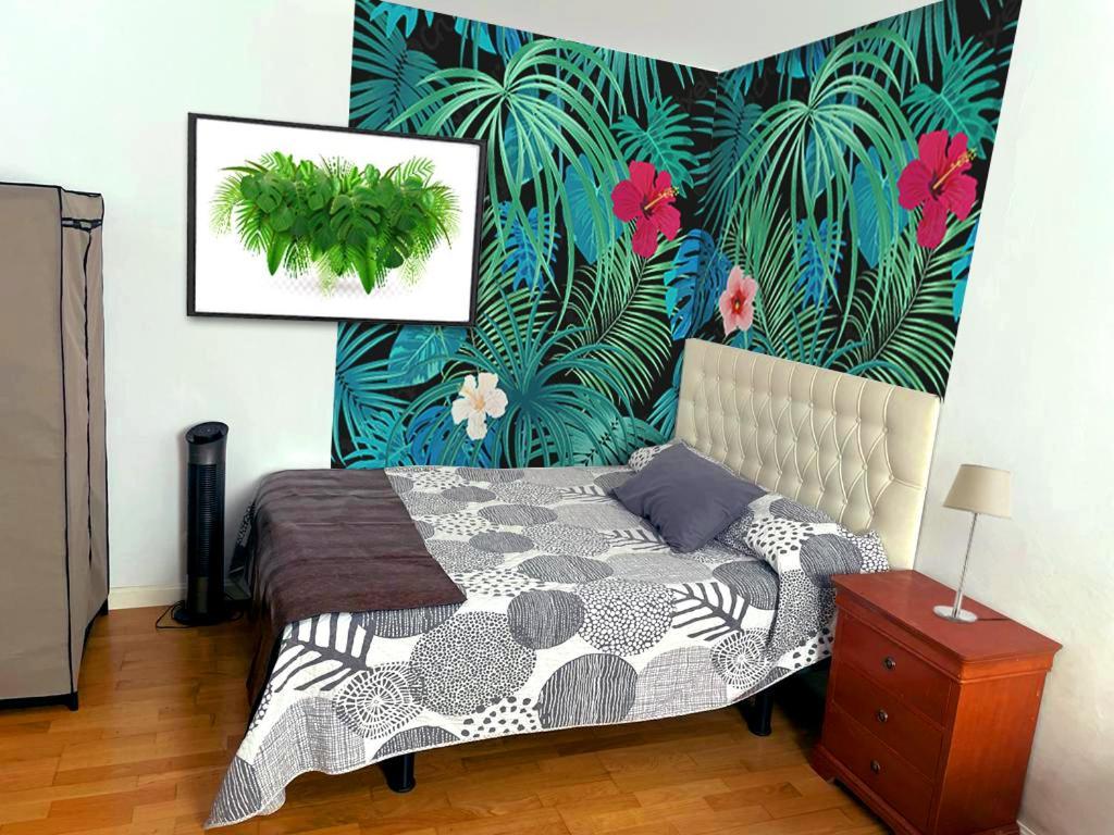 Bed and breakfast Gran Via Valverde & Parking *