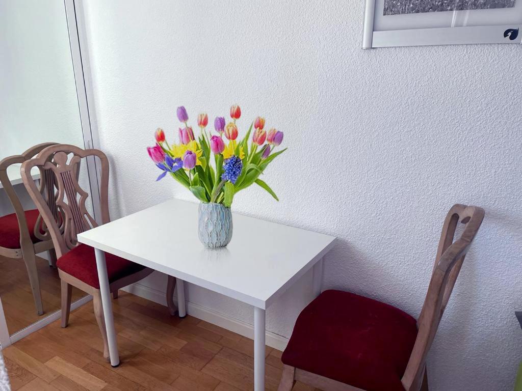 Gran Via Valverde & Parking Bed and breakfast *