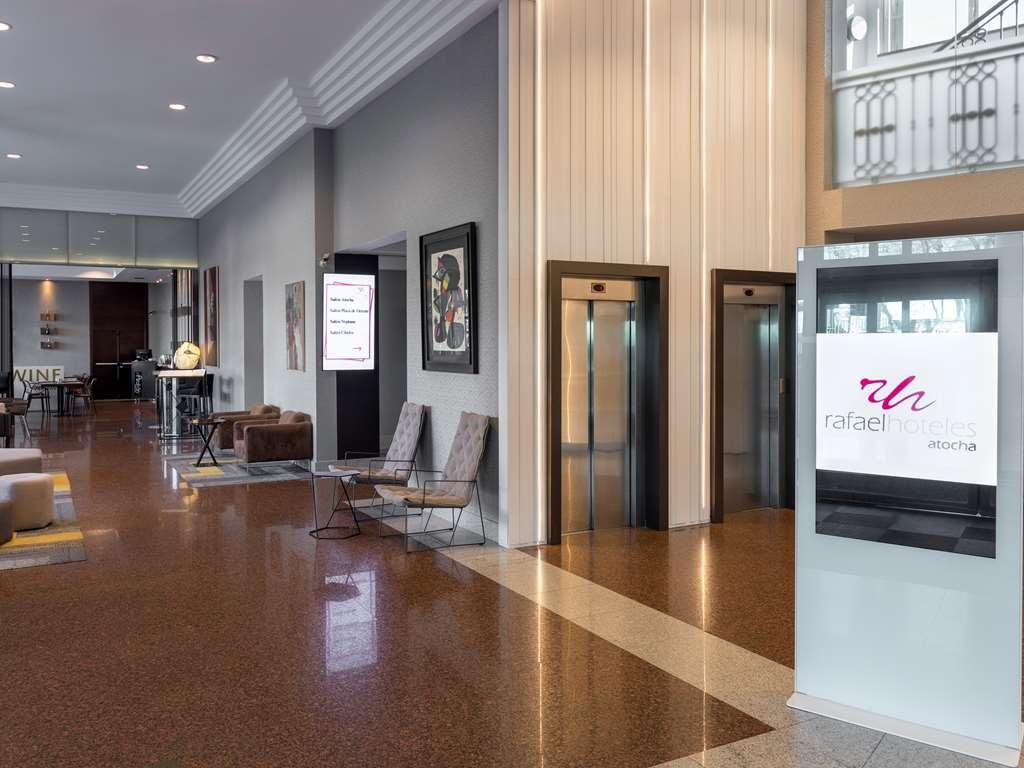 Hotel Rafaelhoteles Atocha 4*