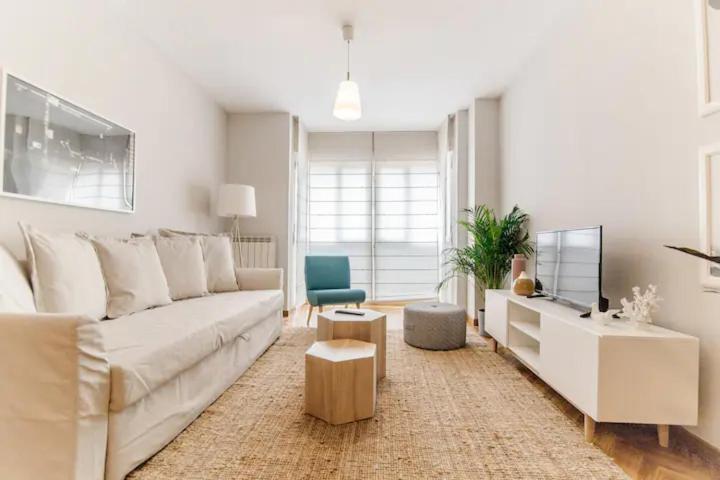 Apartamento Bright Flat Parking/wanda Metropolitano/airport *