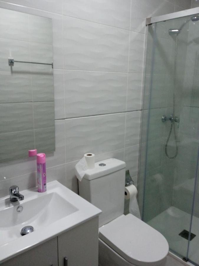 In Bb - Lavapies - Private Double In Guest house *