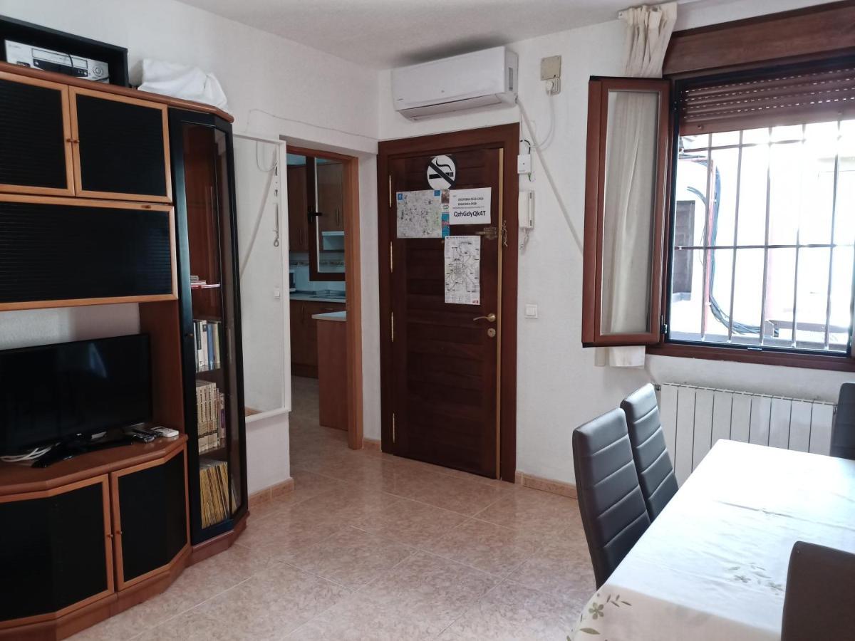 2 Y El Salon Tienen Aire, Centro Gran Via - Plaza De Espana Apartment *