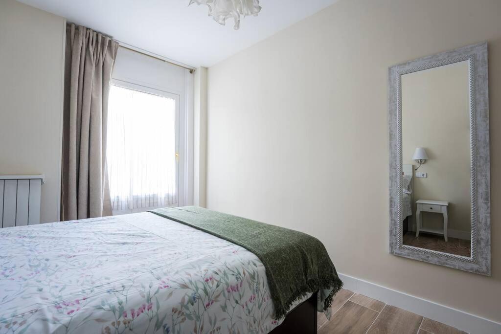 Apartamento Sol&gran Vía: Experiencia De Diseño Y Comodidad. *