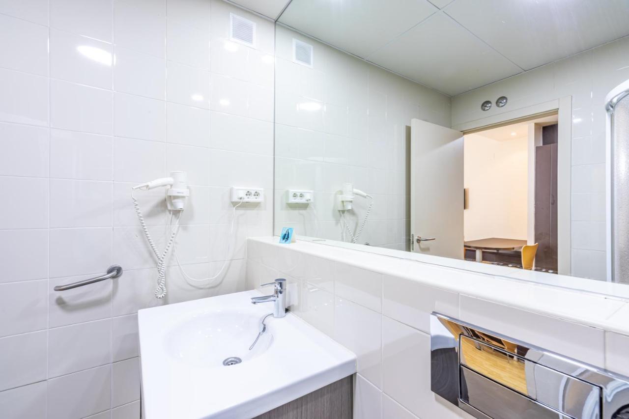 Apartment Residencia Universitaria Resa Erasmo Madrid