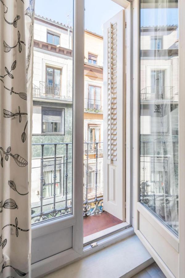 Spacious Flat Puerta Del Sol *
